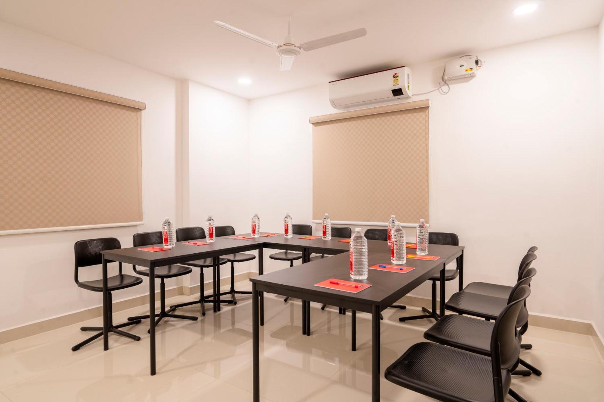 Hotel Treebo De Alphabet Gachibowli Hyderabad Exterior foto